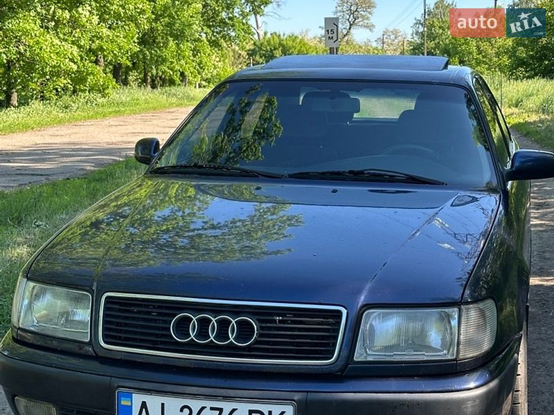 Седан Audi 100 1994 в Знаменке