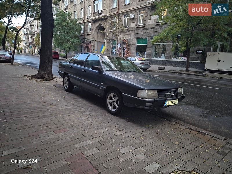 Audi 100 1988