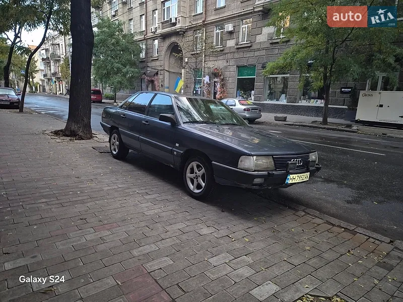 Audi 100 1988