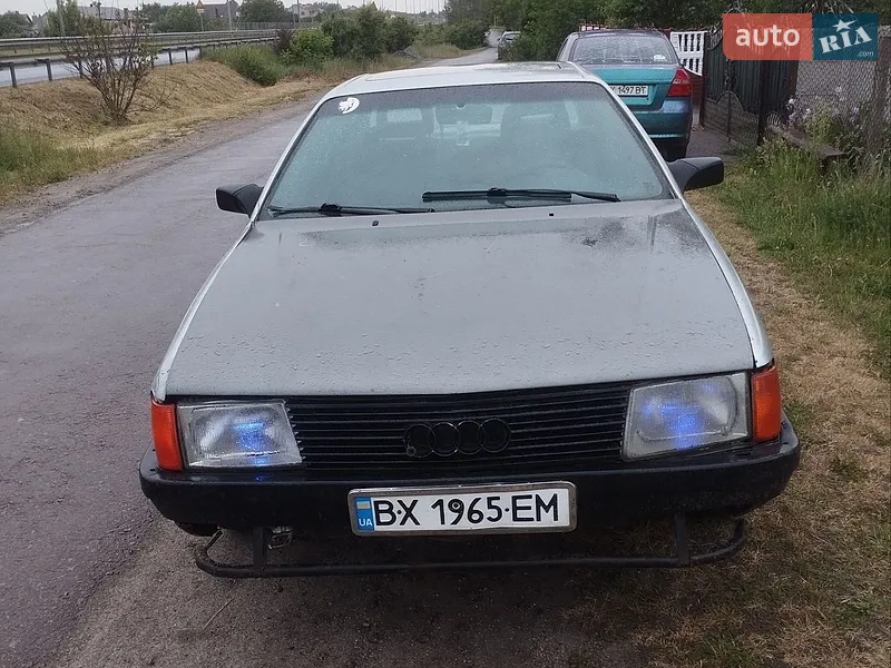 Audi 100 1990