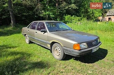 Седан Audi 100 1990 в Львове