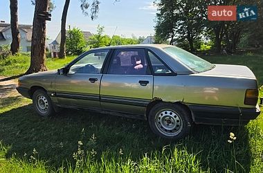 Седан Audi 100 1990 в Львове