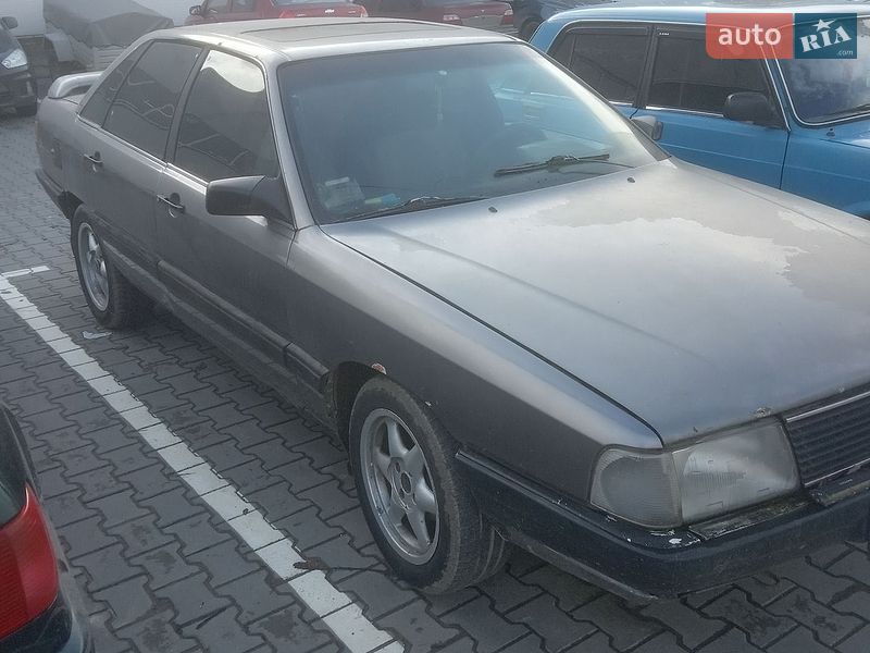 Седан Audi 100 1987 в Хмельницком фото Седан Audi 100 1987 в Хмельницком
