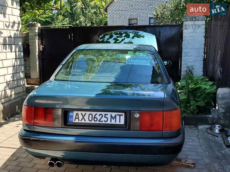 Седан Audi 100 1993 в Змиеве