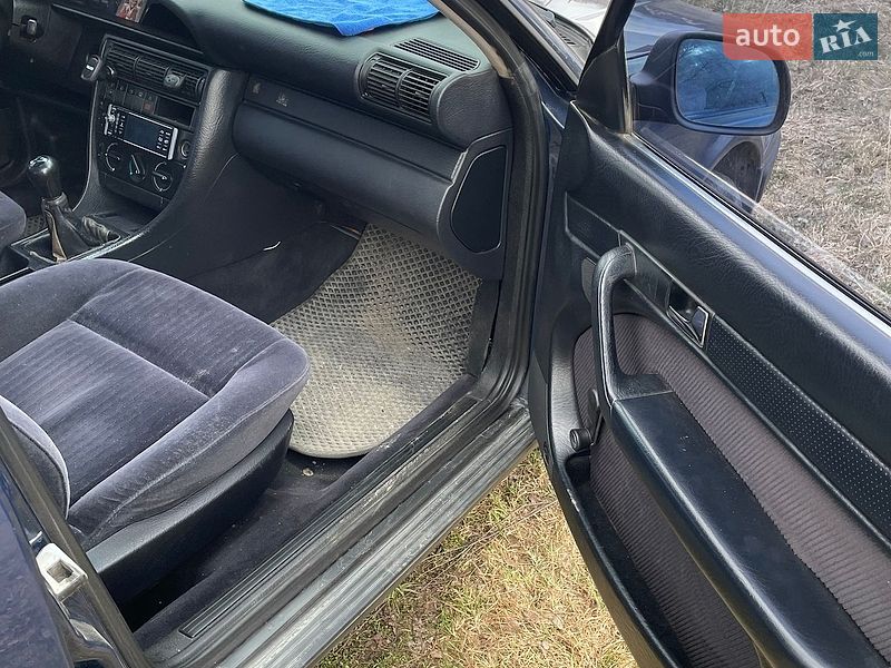 Седан Audi 100 1994 в Надворной