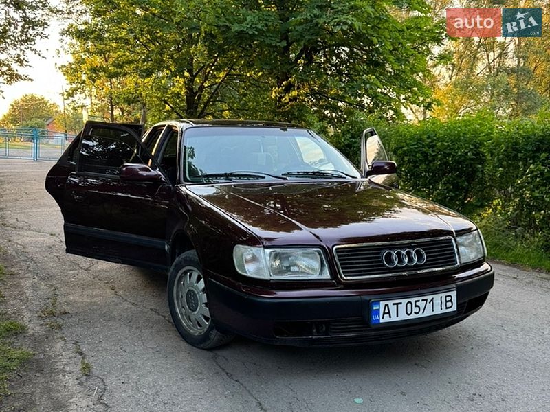 Седан Audi 100 1993 в Івано-Франківську