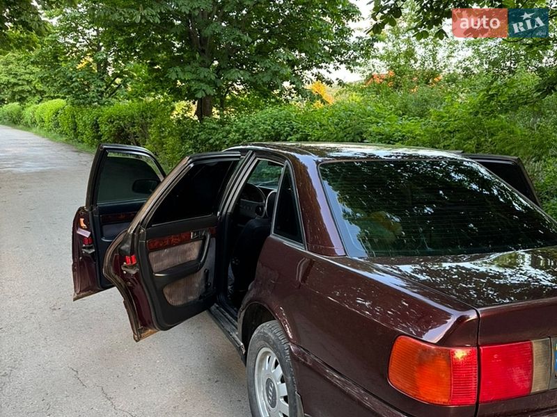 Седан Audi 100 1993 в Івано-Франківську