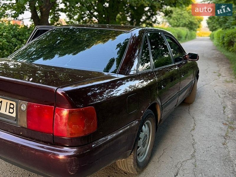 Седан Audi 100 1993 в Івано-Франківську