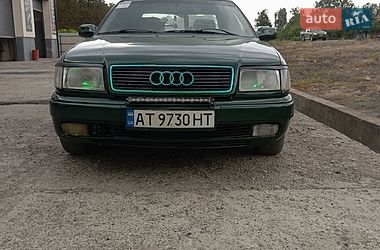 Седан Audi 100 1992 в Бурштині