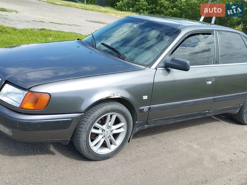 Седан Audi 100 1991 в Ильинцах