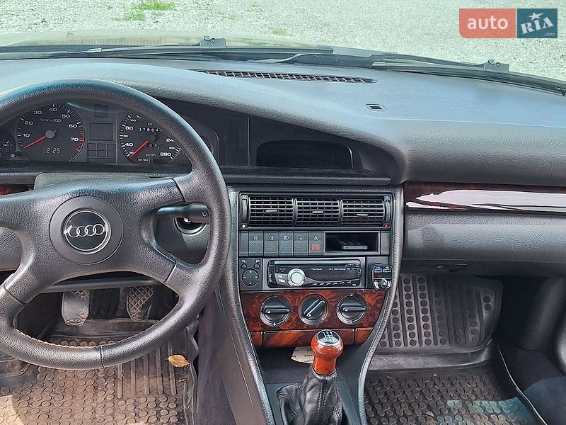 Седан Audi 100 1994 в Козятині