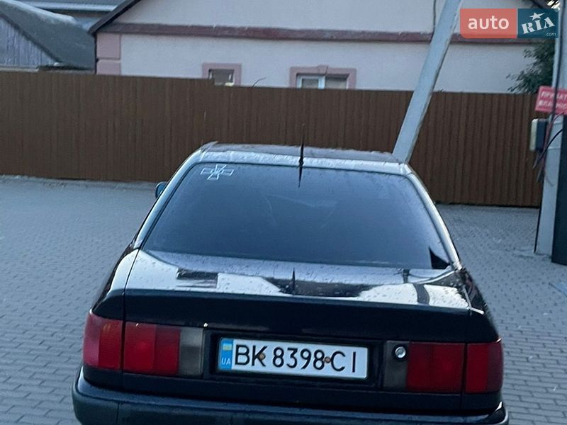 Седан Audi 100 1991 в Ровно