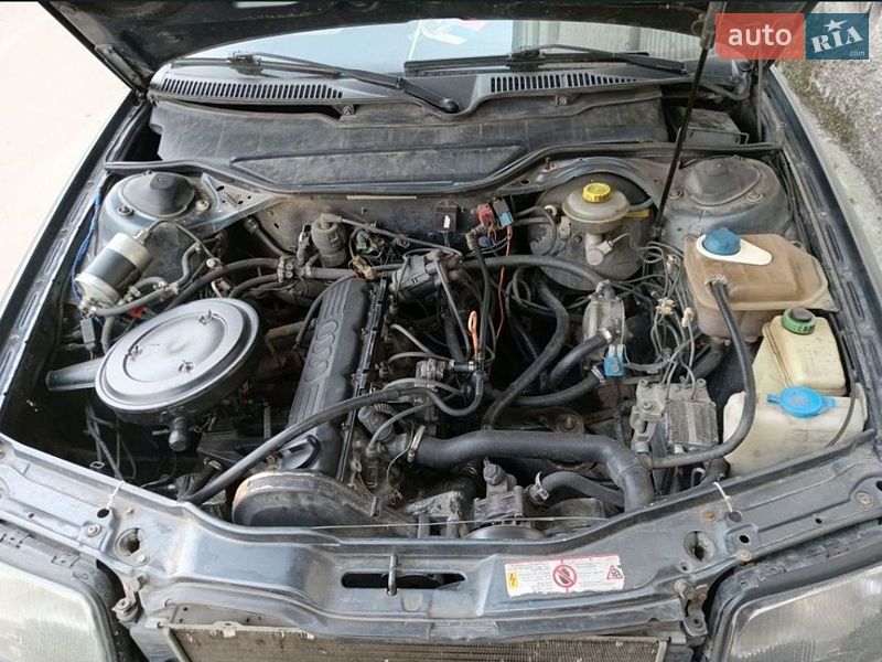 Седан Audi 100 1992 в Киеве