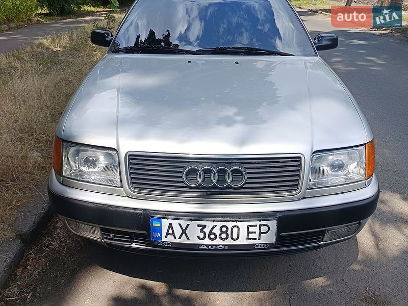 Седан Audi 100 1992 в Одесі