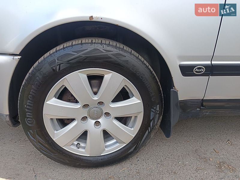 Седан Audi 100 1992 в Одесі