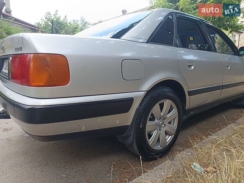 Седан Audi 100 1992 в Одесі