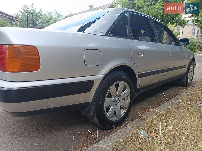 Седан Audi 100 1992 в Одесі