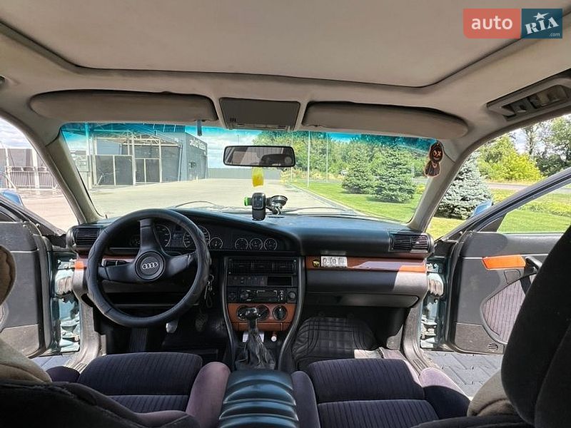 Седан Audi 100 1992 в Киеве