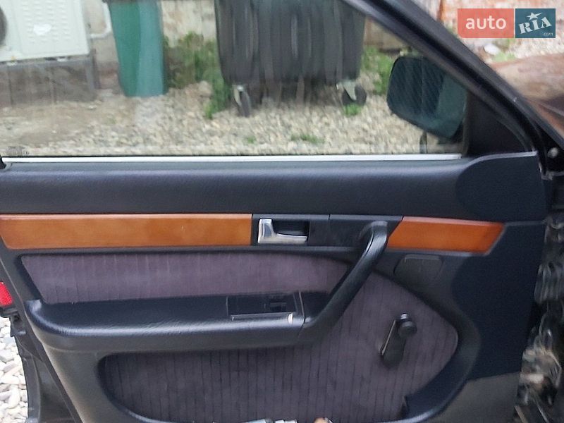 Седан Audi 100 1991 в Вижниці