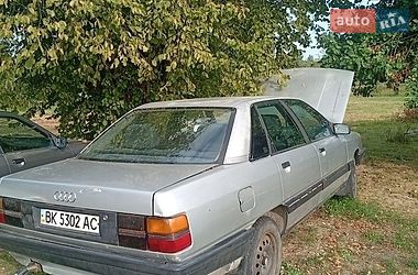 Универсал Audi 100 1990 в Заречном