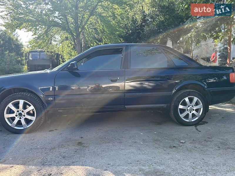 Седан Audi 100 1991 в Львове