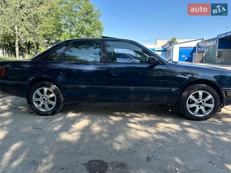 Седан Audi 100 1991 в Львове