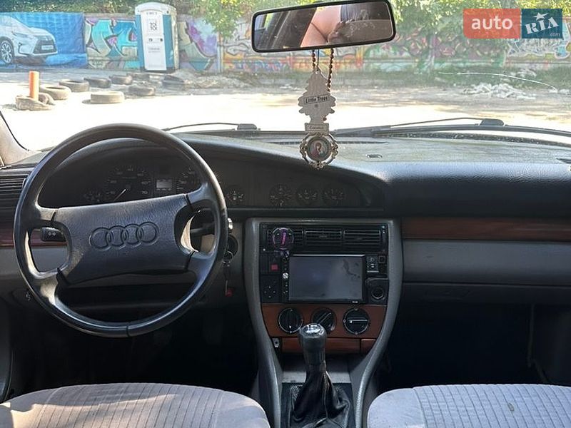 Седан Audi 100 1991 в Львове