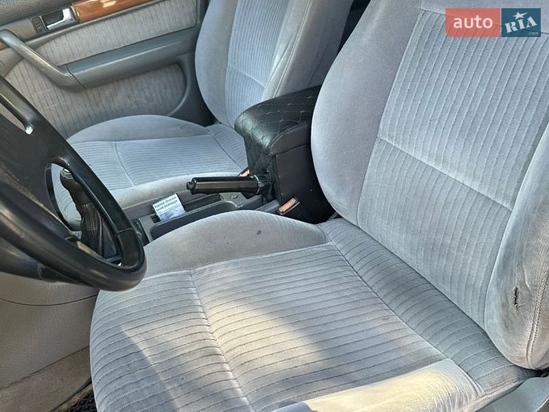 Седан Audi 100 1991 в Львове