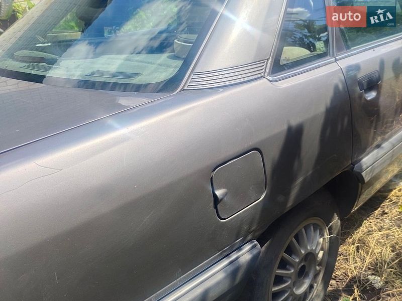 Седан Audi 100 1988 в Ахтырке