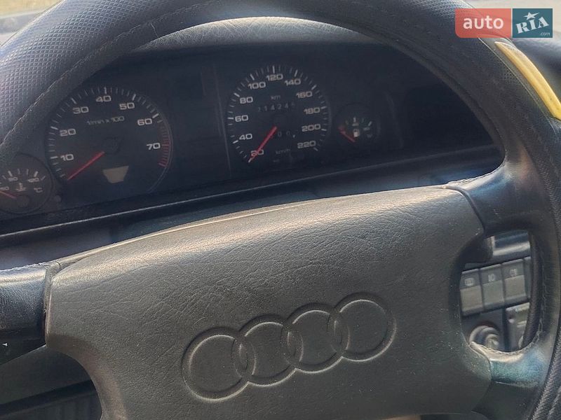 Седан Audi 100 1988 в Ахтырке