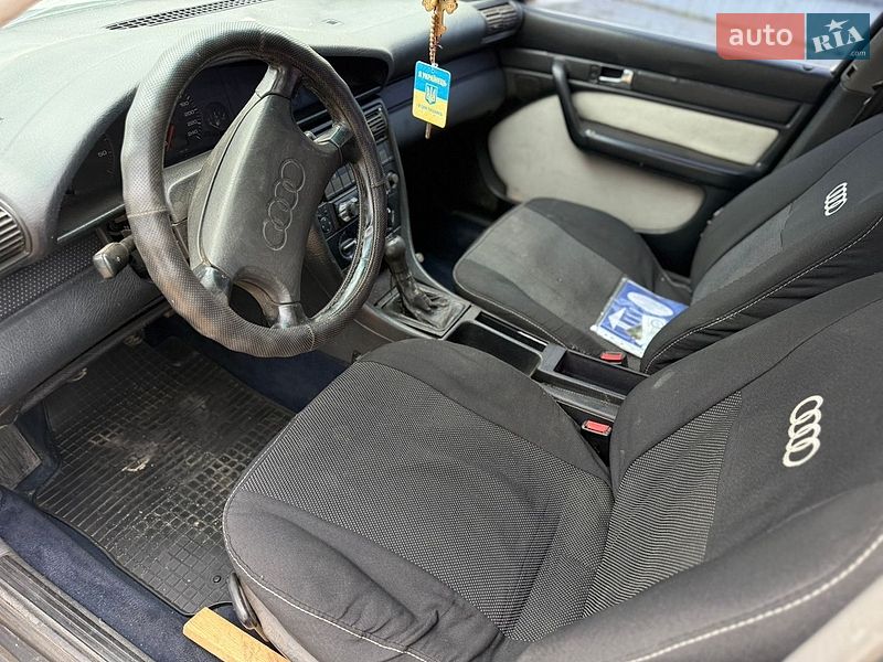 Седан Audi 100 1993 в Городку фото 10 Седан Audi 100 1993 в Городку