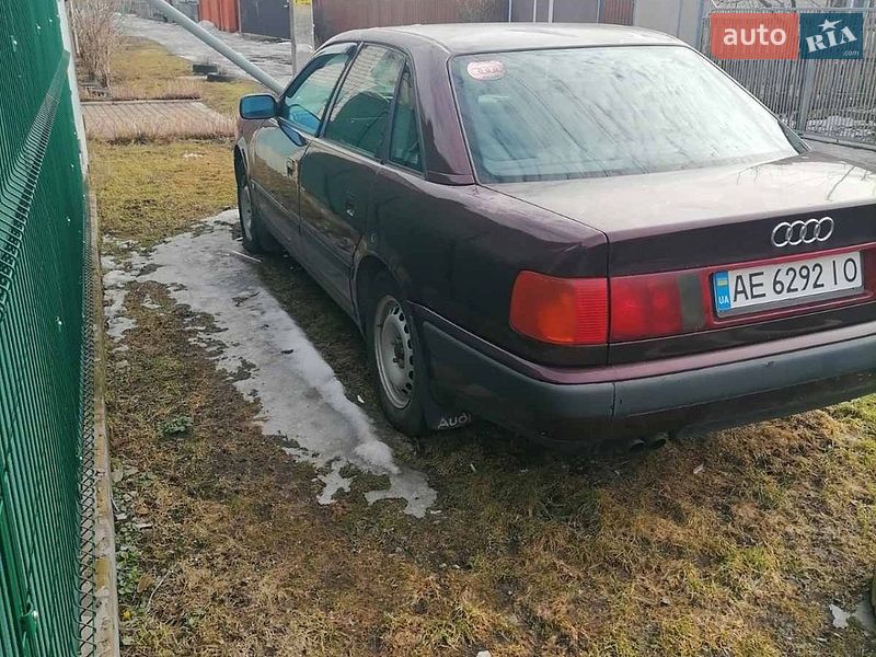 Audi 100, фото з оголошення