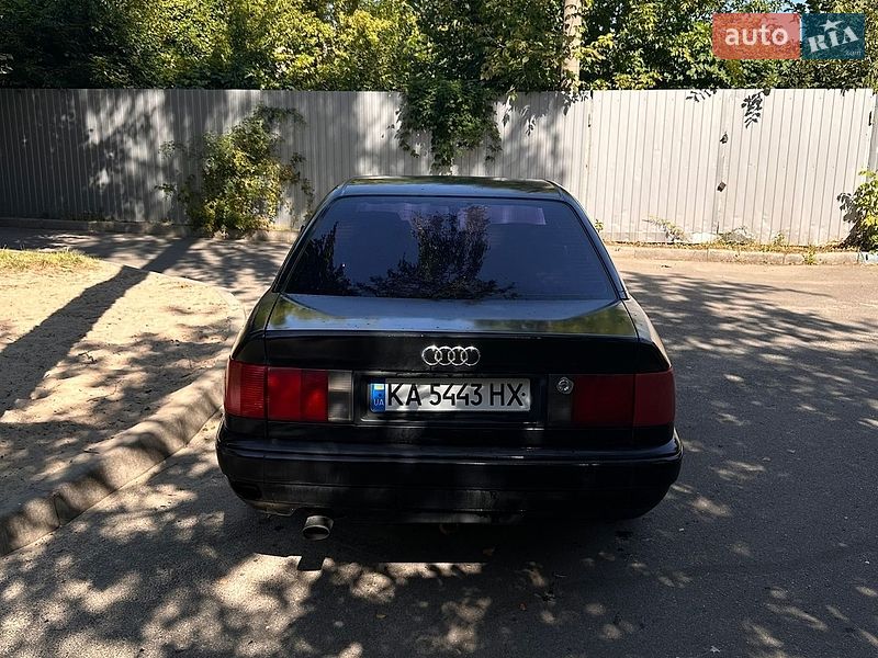 Седан Audi 100 1992 в Вишневому
