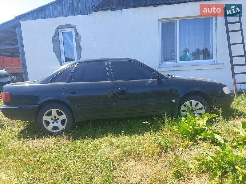 Седан Audi 100 1994 в Коростені