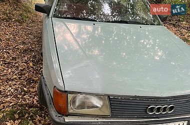 Седан Audi 100 1985 в Золочеве