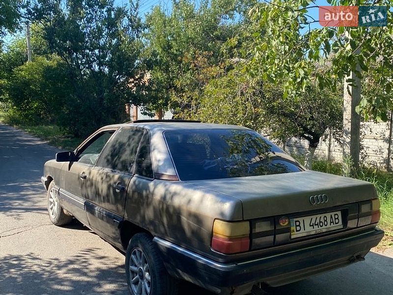 Audi 100 1984
