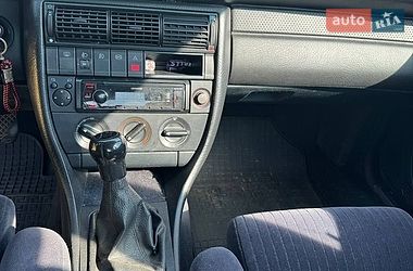 Седан Audi 100 1991 в Чернігові