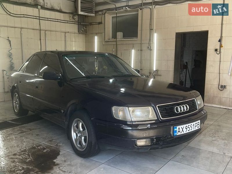Седан Audi 100 1993 в Харкові