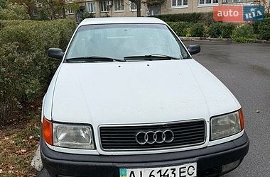 Седан Audi 100 1992 в Украинке