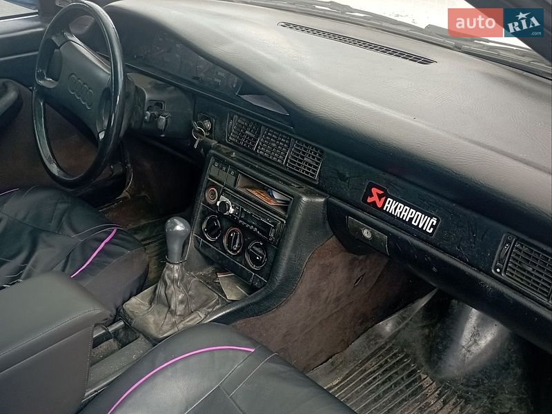 Седан Audi 100 1989 в Хмільнику