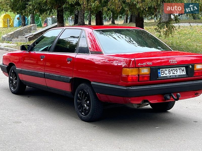 Седан Audi 100 1990 в Рівному