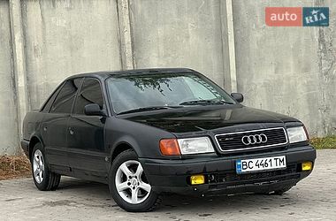 Седан Audi 100 1994 в Дрогобичі