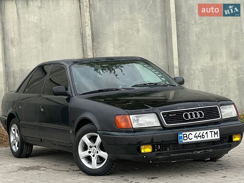 Седан Audi 100 1994 в Дрогобичі