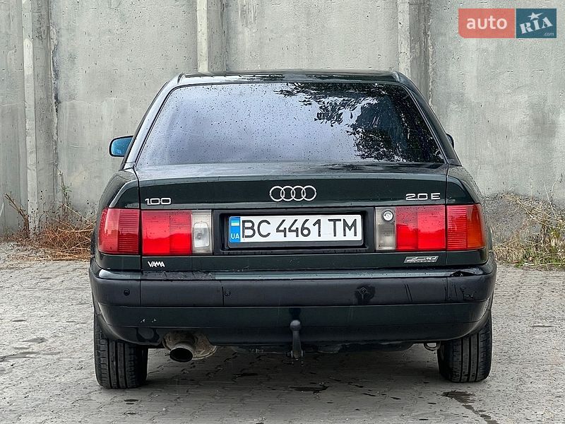 Седан Audi 100 1994 в Дрогобичі