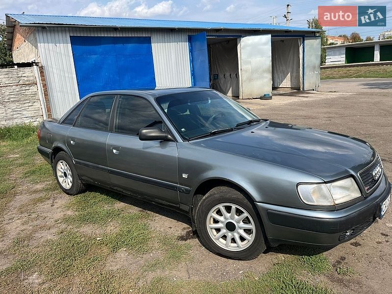 Седан Audi 100 1992 в Смеле