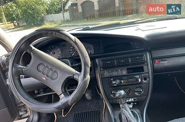Седан Audi 100 1992 в Смеле
