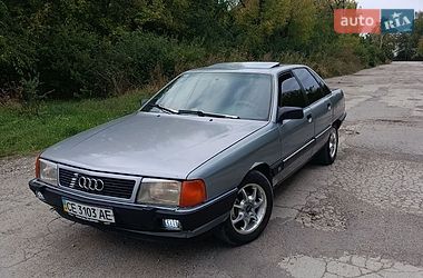Седан Audi 100 1989 в Хотине