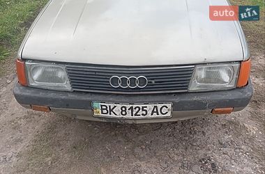 Універсал Audi 100 1984 в Мізочі