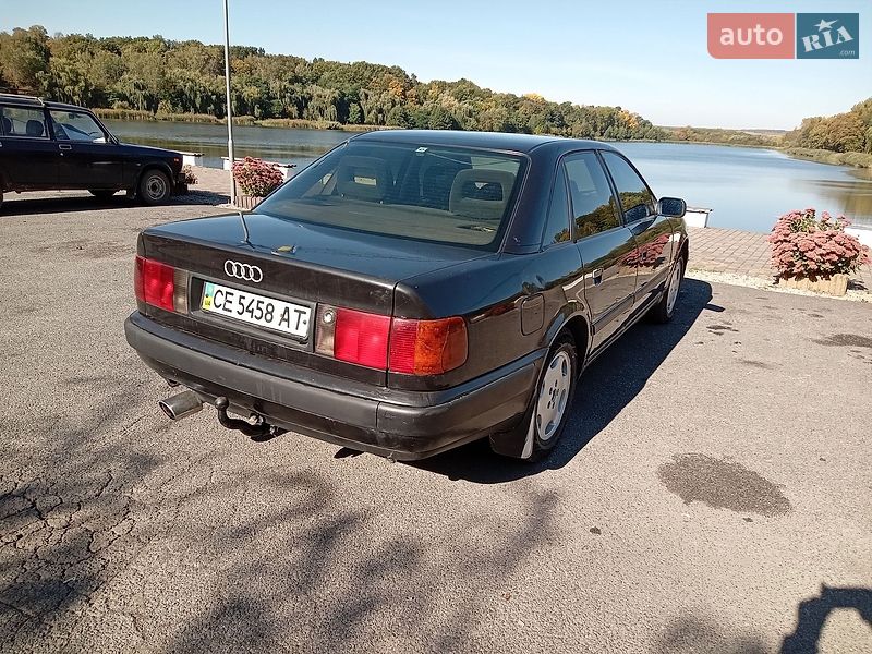 Седан Audi 100 1991 в Тлумачі