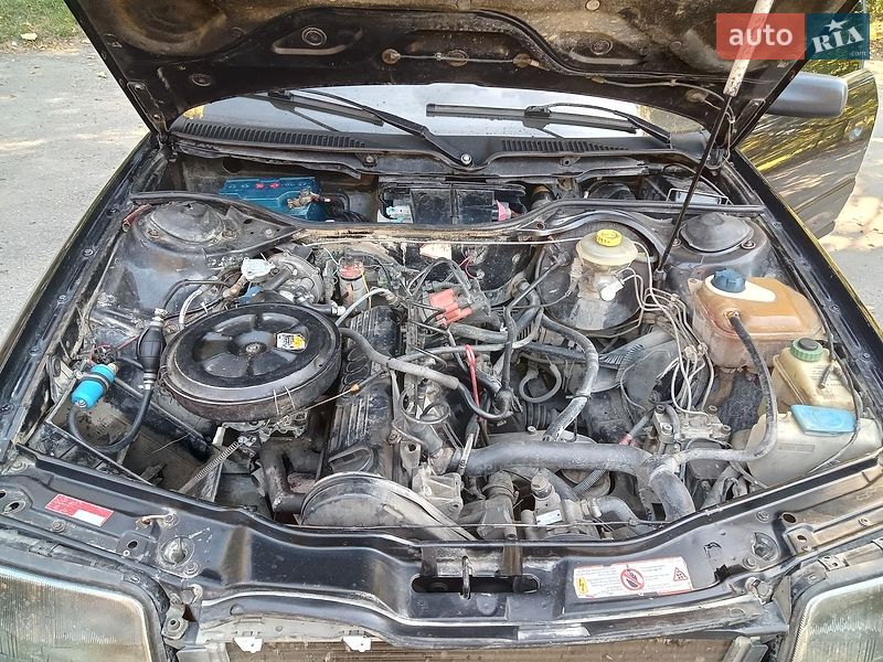 Седан Audi 100 1991 в Тлумачі